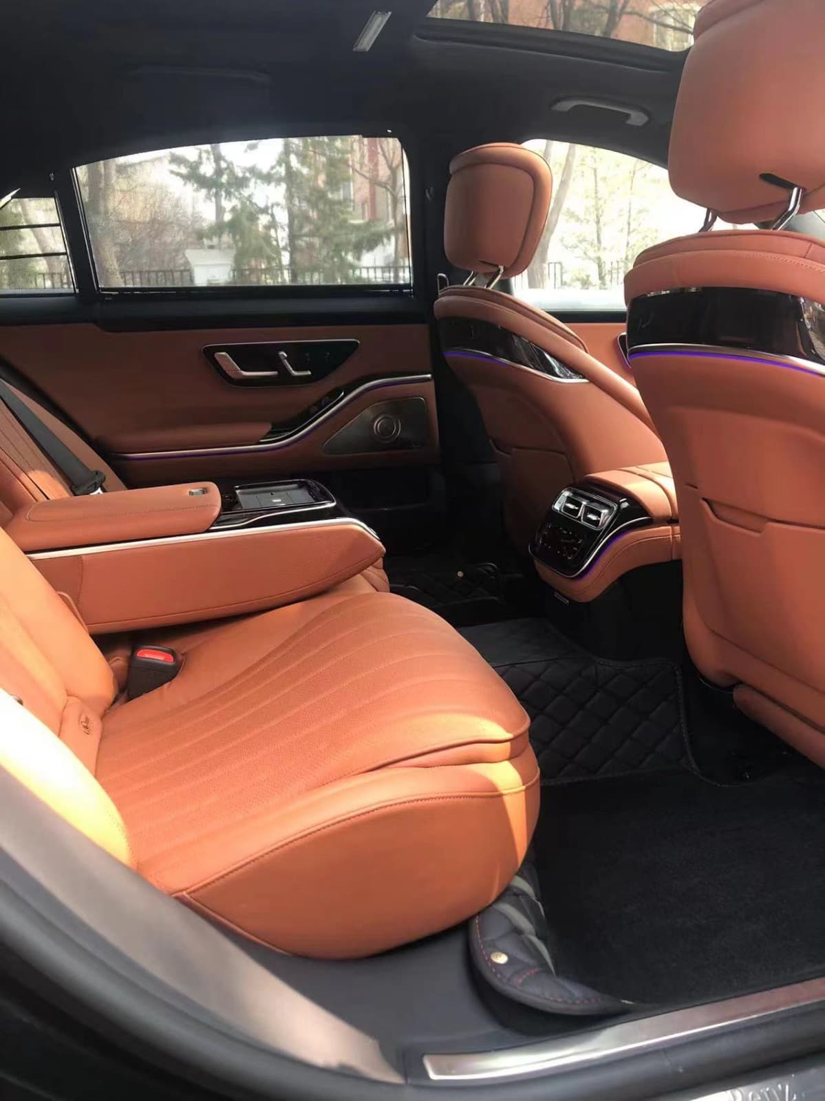 Mercedes-Benz Maybach S 680 — view 3