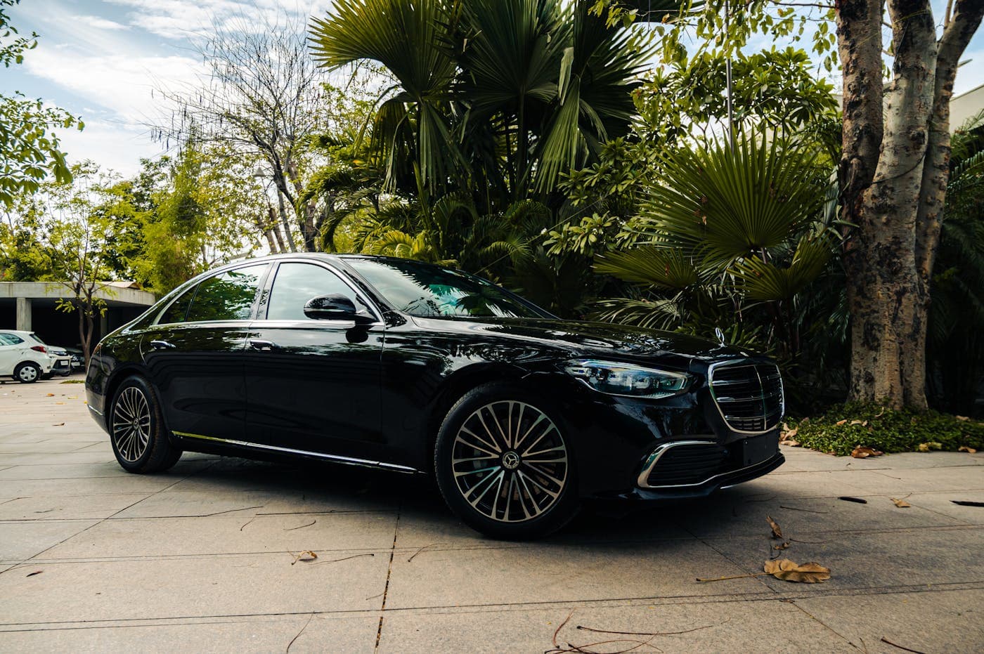 Mercedes-Benz Maybach S 680 — view 2